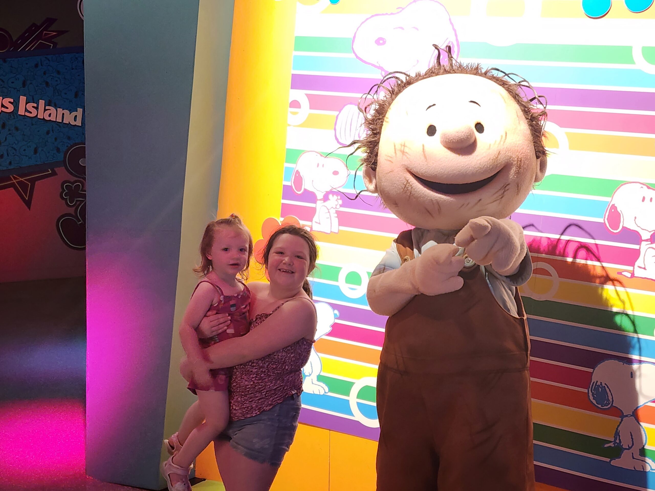 Kings Island With Kids: A Real Parents Guide Girls with Pigpen