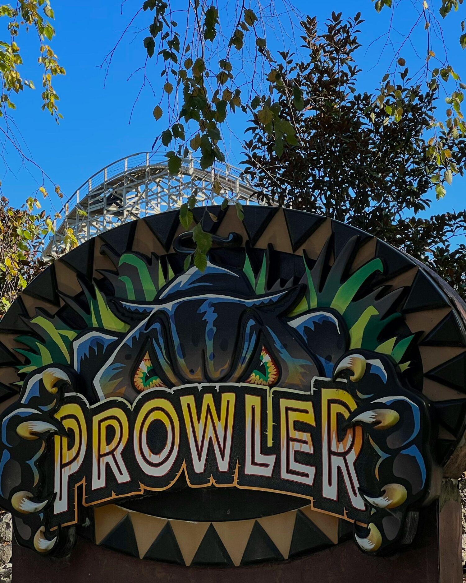 Rollercoaster at Worlds of Fun in Kansas City. Kansas City with kids.