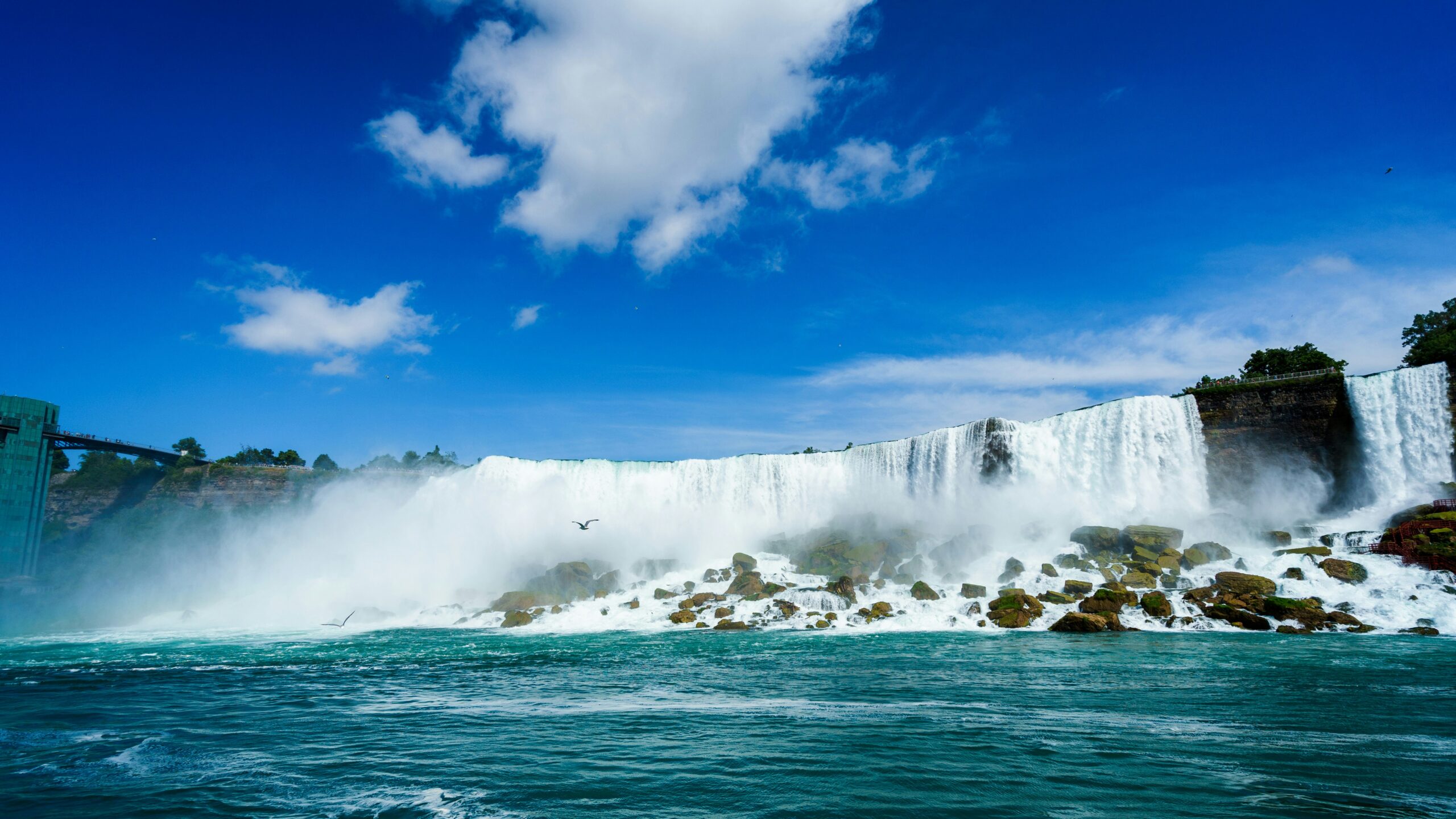 Aerial view of Horseshoe Falls and the Niagara River from the Canadian side